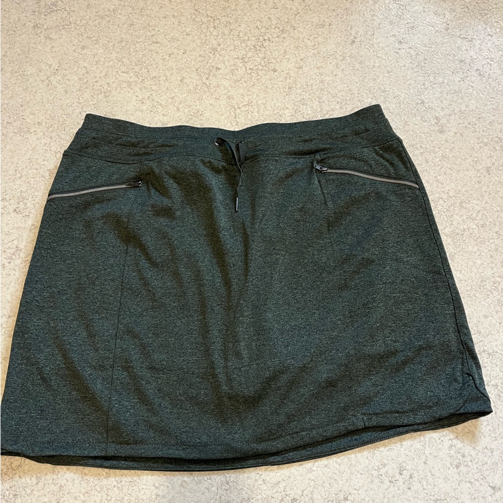 Woman’s Skort